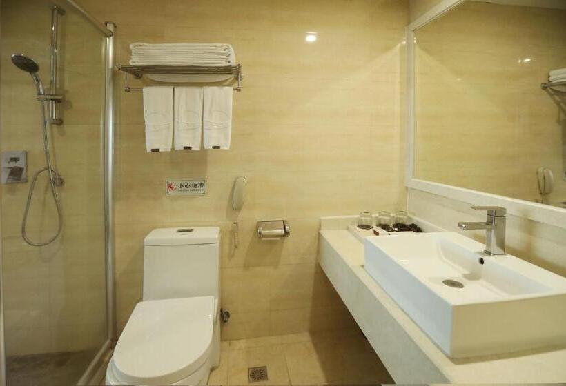 Hotel Shenzhen Luohu Railway Station