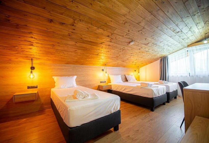 پانسیون Casa Hirsch