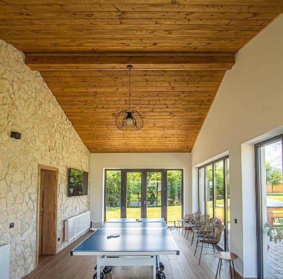 پانسیون Casa Hirsch