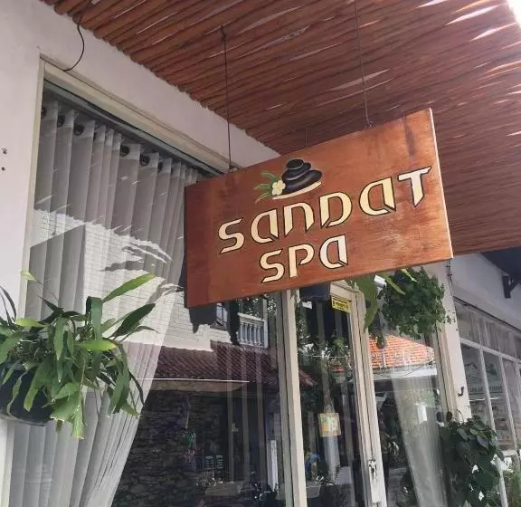 Majatalo Kubu D  Teba