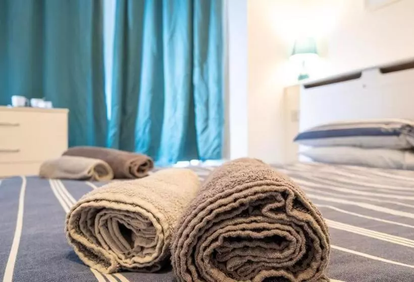 Majatalo Pebbles Guest House Room 11