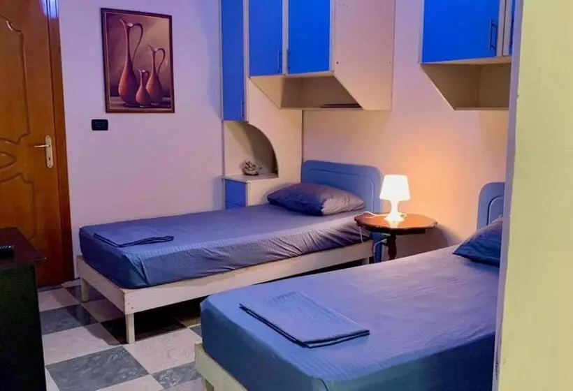 پانسیون Room Sweet Room, Plazh , Durres