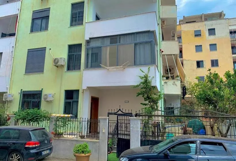 پانسیون Room Sweet Room, Plazh , Durres