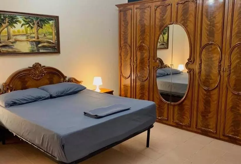 پانسیون Room Sweet Room, Plazh , Durres