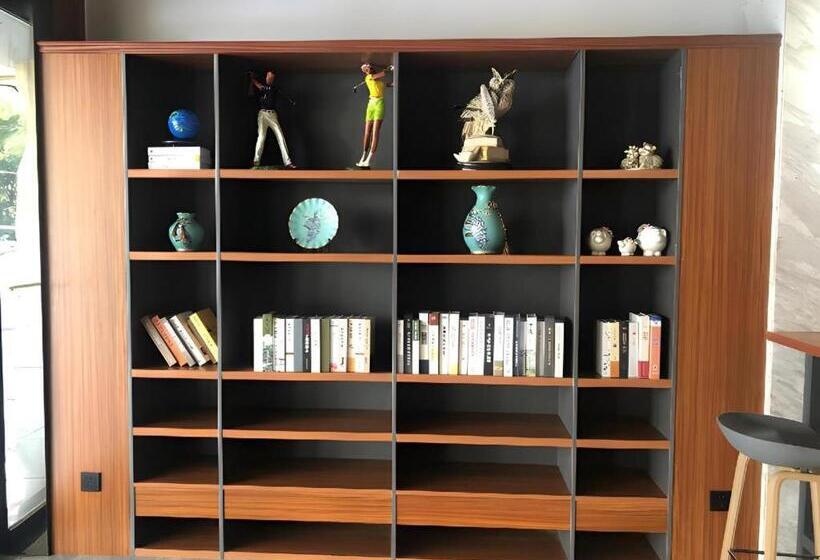 Borrman Hotel Changsha Hunan Biological Electromechanical College