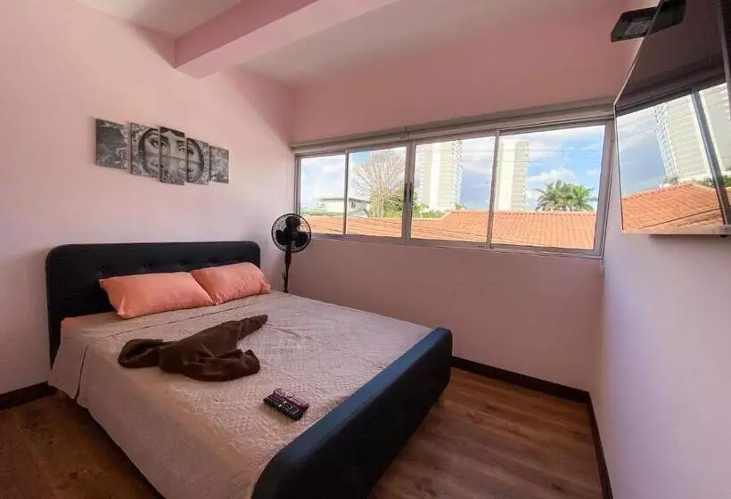 Casa Pandora Hostel Women Only