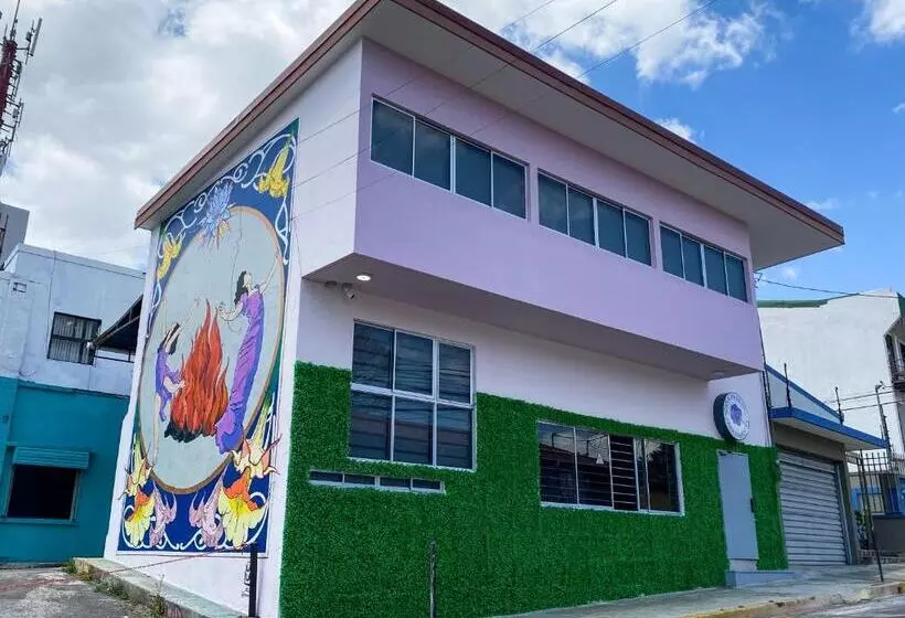 Casa Pandora Hostel Women Only