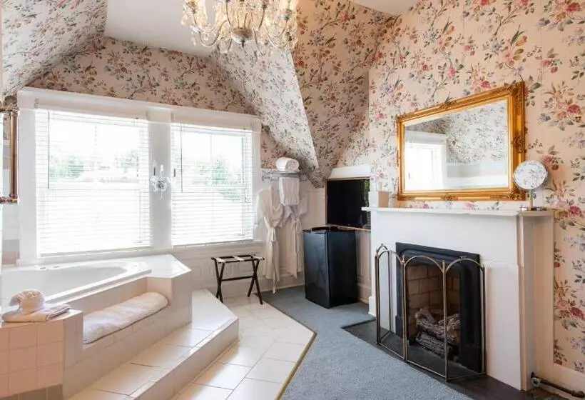 Central Park Bed & Breakfast