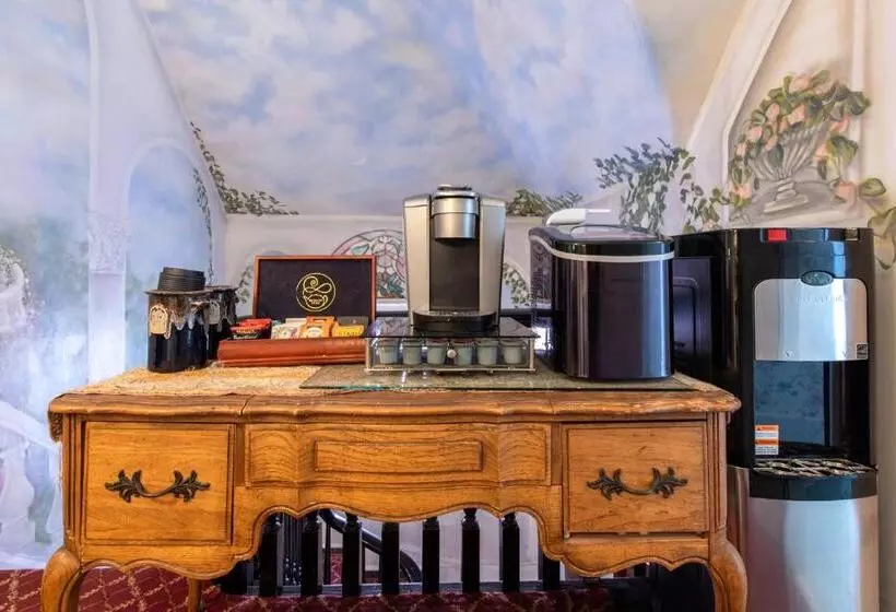 Central Park Bed & Breakfast