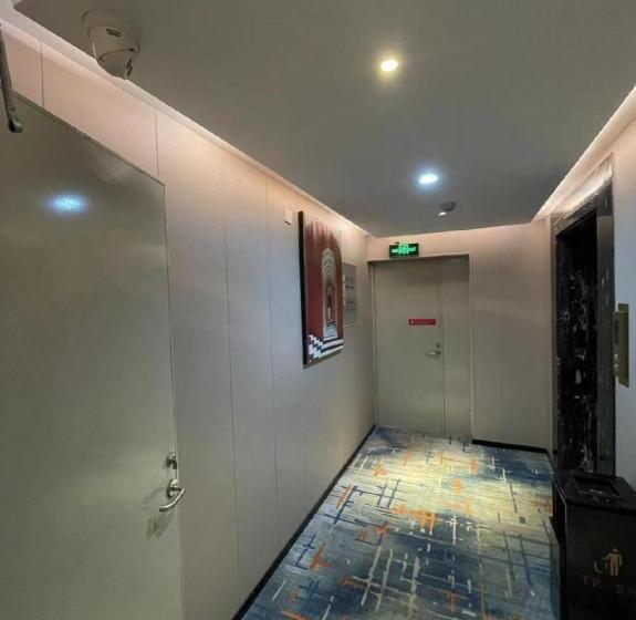 Echarm Hotel Guangzhou South Railway Station