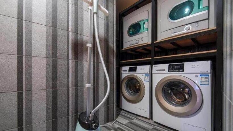 Hotel Country Inn & Suites By Radisson Shantou 1981 The Mixc Railway Station