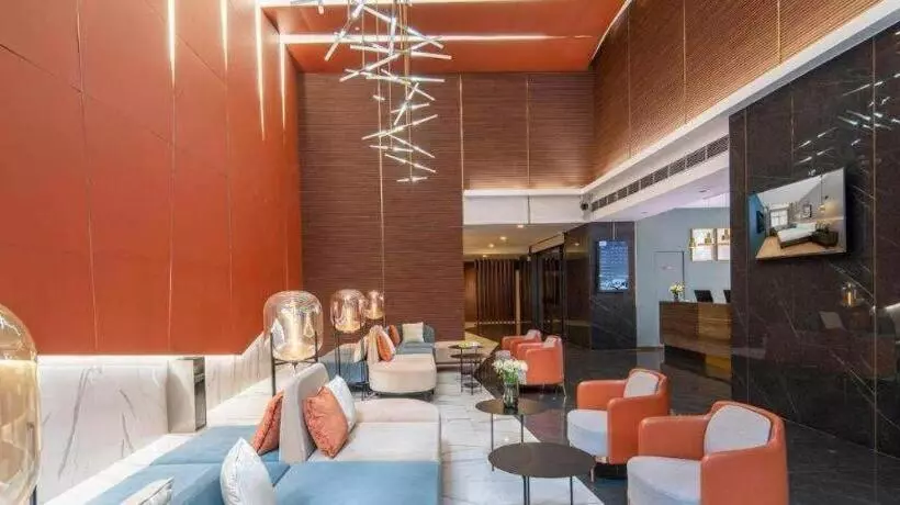 Hotelli Country Inn & Suites By Radisson Shantou 1981 The Mixc Railway Station