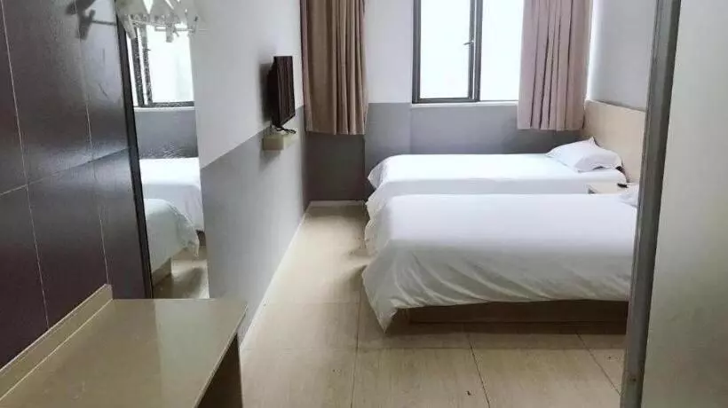 هتل Hi Inn Shanghai Songjiang Happy Valley