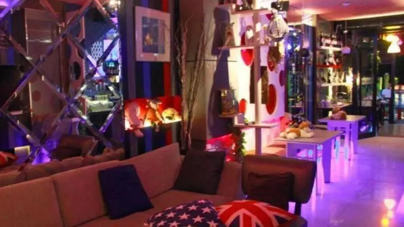 Hotelli Rungroj Panich