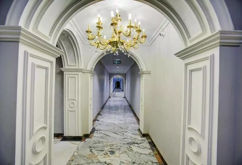 Hotelli Sarovar Portico Saharanpur