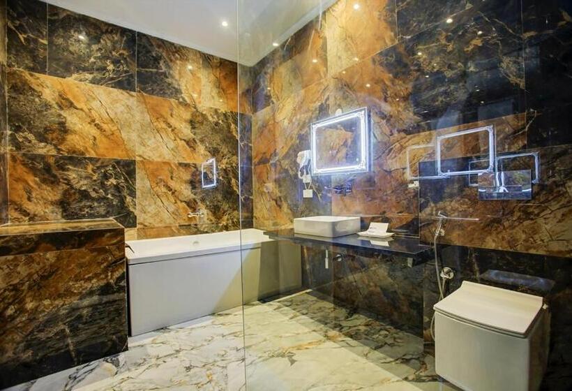 호텔 Sarovar Portico Saharanpur