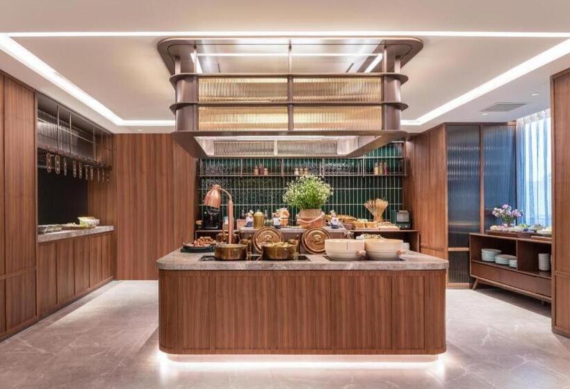 Orange Hotel Wuxi Railway Station North Square