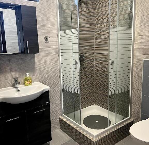 Пансион Aniiza Apartman 2