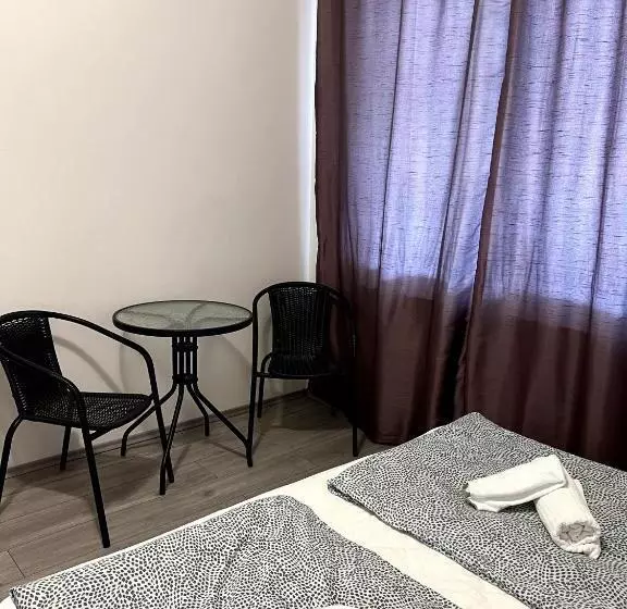ペンション Aniiza Apartman 2