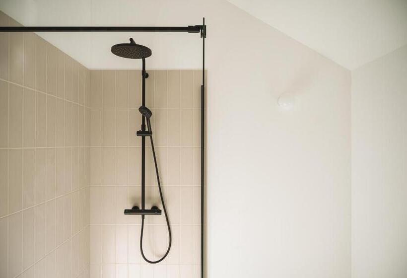 膳宿费 L Annexe Singulière