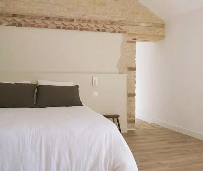 Majatalo L Annexe Singulière