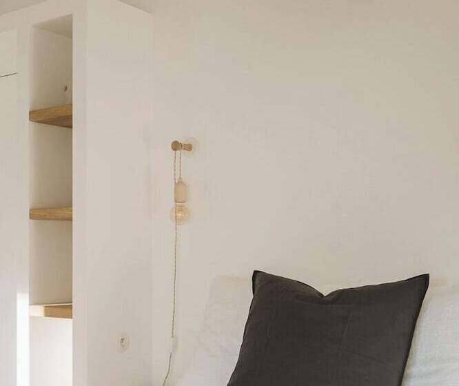 膳宿费 L Annexe Singulière