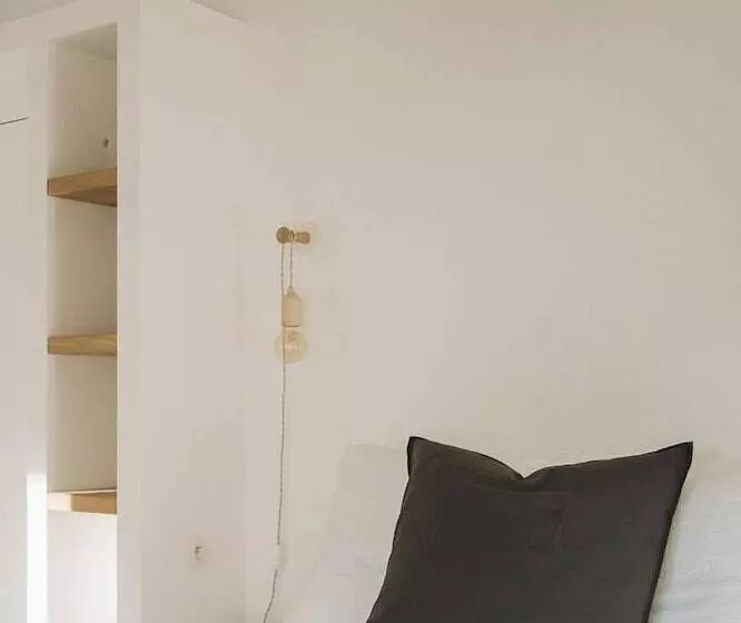 Majatalo L Annexe Singulière