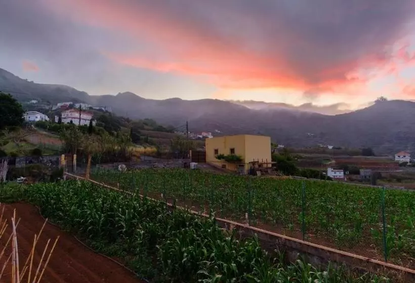 پانسیون La Casa De Arriba