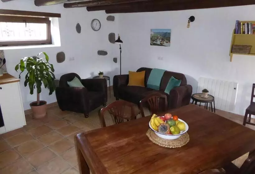 پانسیون La Casa De Arriba