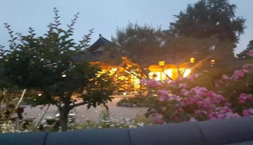 Majatalo Naju Yoonsunjae Stay