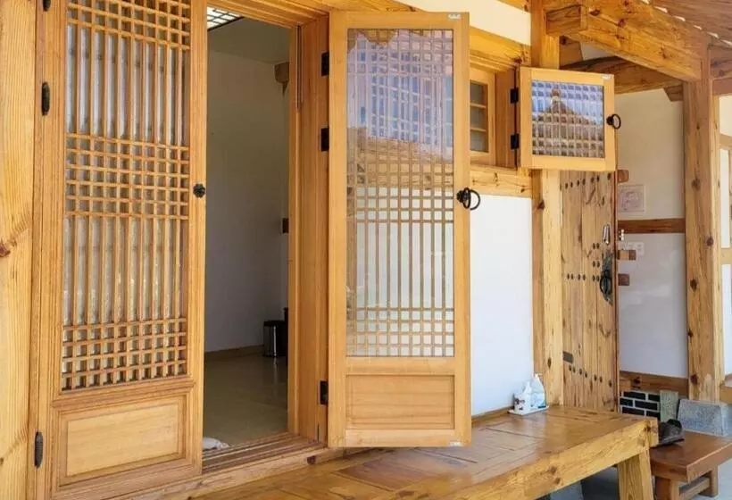 Majatalo Naju Yoonsunjae Stay