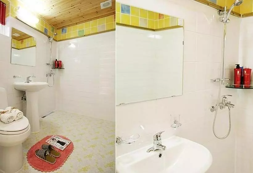 Yangyang Riverhill Pension