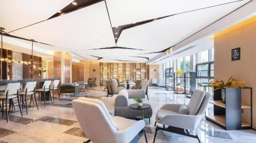 Atour Hotel Kunming Dianchi Daguan Park