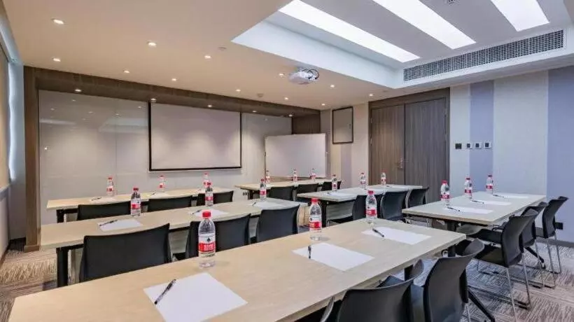 Hanting Hotel Linxia West Bus Station