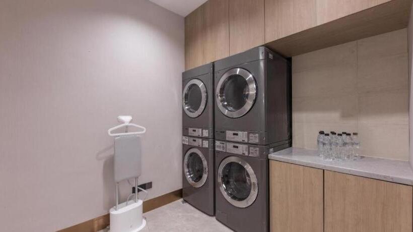 Hanting Hotel Taixing Gulou Square