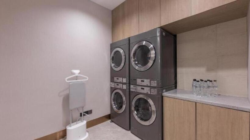 Hanting Hotel Taixing Gulou Square