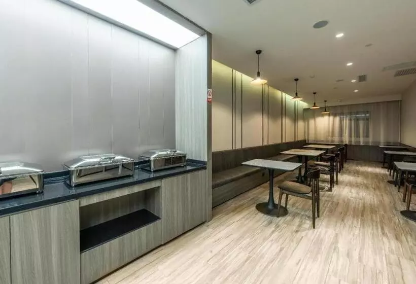 Hanting Hotel Weinan Fuping Lianhu Street