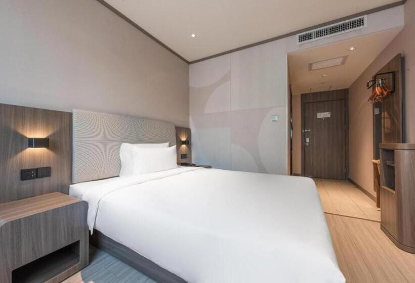 Hanting Hotel Weinan Fuping Lianhu Street