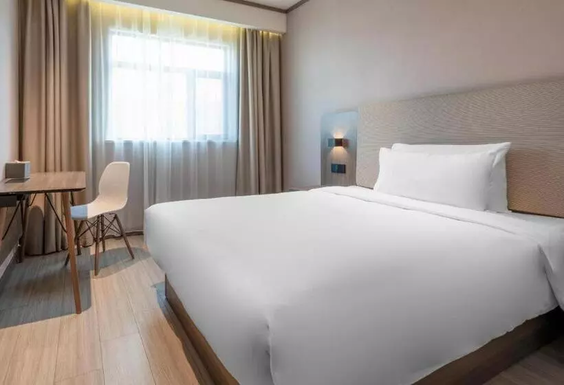 Hanting Hotel Weinan Fuping Lianhu Street