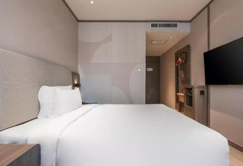 Hanting Hotel Weinan Fuping Lianhu Street