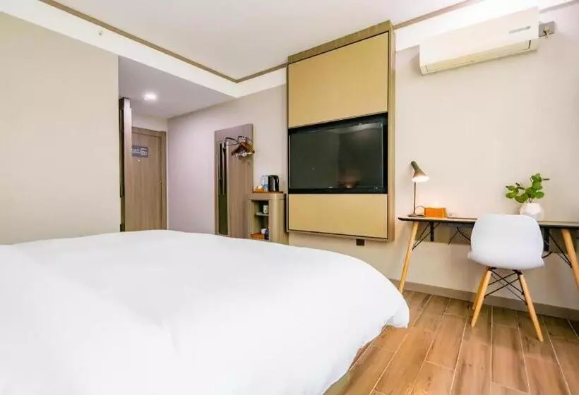 Hanting Hotel Yulin Jingbian County Government