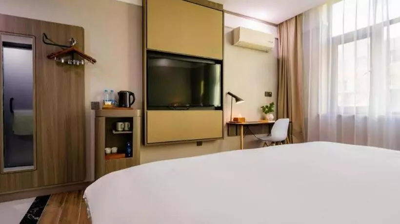 Hanting Hotel Yulin Jingbian County Government