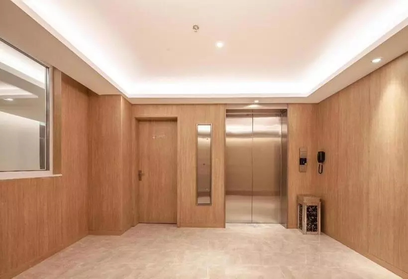 Hanting Premium Hotel Qingdao Taidong Metro Station