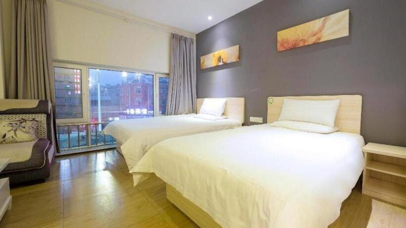 Hotel Hi Inn Weifang Railway Station Zhongbai Building