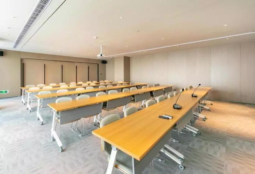 Ji Hotel Lu An Jinzhai Meishan Lake Road