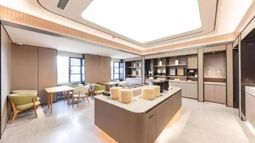 Ji Hotel Shanghai University Tacheng Road