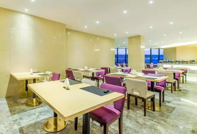 Lavande Hotel Sichuan Shehong Juxin Plaza