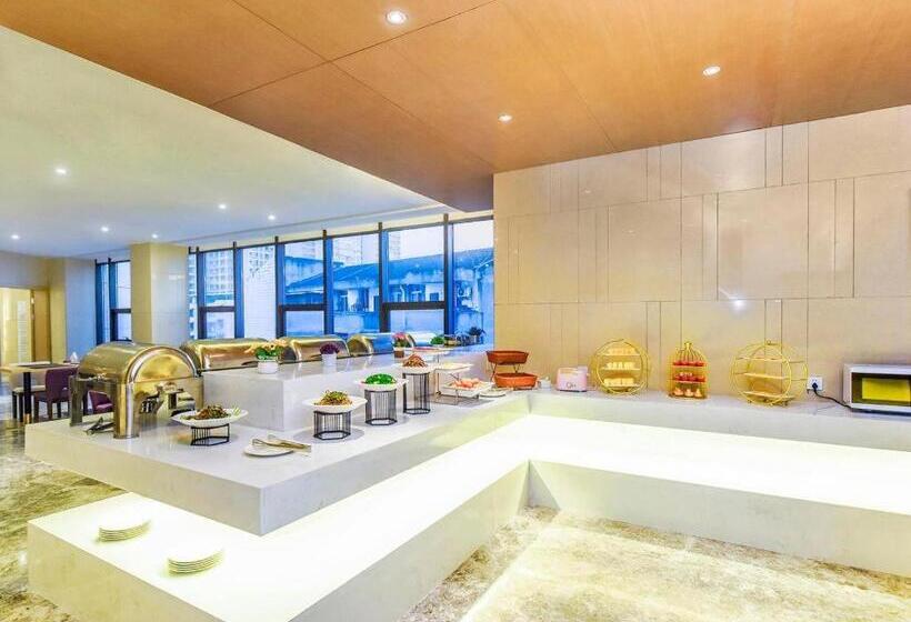 Lavande Hotel Sichuan Shehong Juxin Plaza