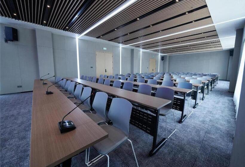 Starway Hotel Jiaozuo Spring City International Trade Plaza