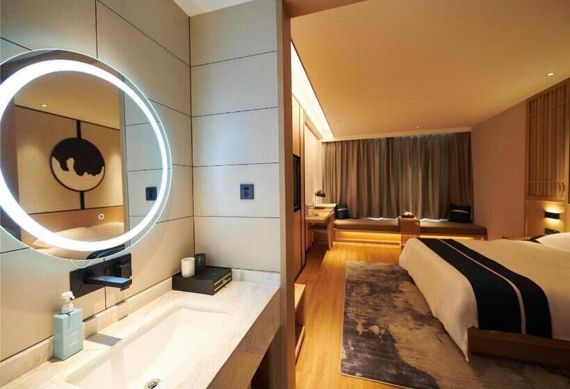 Starway Hotel Jiaozuo Spring City International Trade Plaza